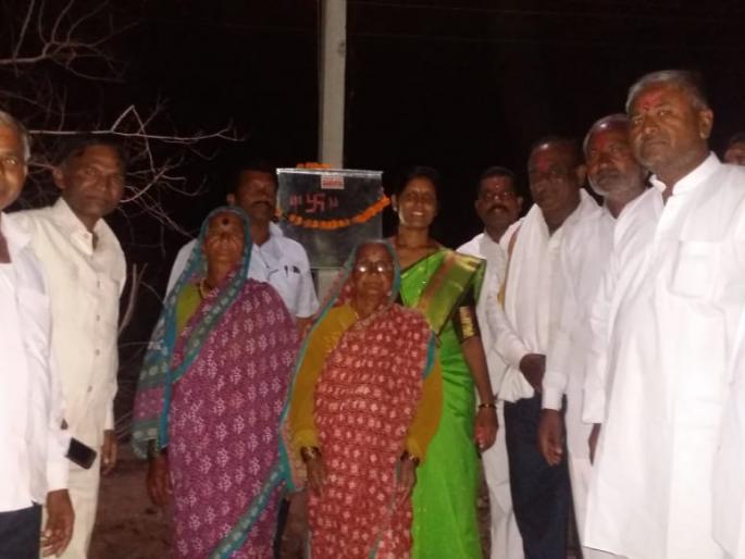 LED Light; saakhali Gram Panchayat Program | एलईडीचा वाडी-वस्तीवर प्रकाश; साखळी ग्रामपंचायतचा उपक्रम LED Light; saakhali Gram Panchayat Program | एलईडीचा वाडी-वस्तीवर प्रकाश; साखळी ग्रामपंचायतचा उपक्रम