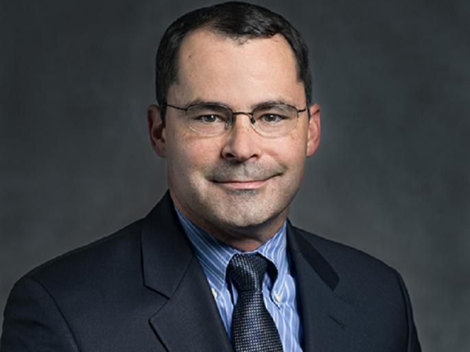 Damage can be compensated; But no casualties - Lee Branstator | नुकसान भरून काढणे शक्य; पण जीवितहानी नाही - ली ब्रानस्टेटर Damage can be compensated; But no casualties - Lee Branstator | नुकसान भरून काढणे शक्य; पण जीवितहानी नाही - ली ब्रानस्टेटर