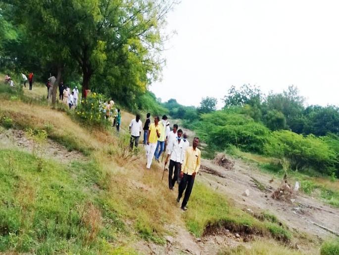 'free despite taking three victims'; Cannibal Leopard Challenges Forest Department | शिकार केलेल्या भागात पुन्हा दर्शन; नरभक्षक बिबट्याचे वनविभागाला आव्हान 'free despite taking three victims'; Cannibal Leopard Challenges Forest Department | शिकार केलेल्या भागात पुन्हा दर्शन; नरभक्षक बिबट्याचे वनविभागाला आव्हान