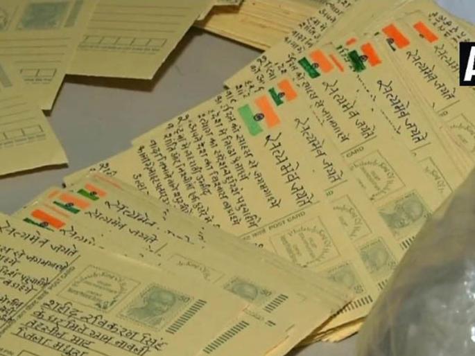 since last 20 years he is sending letters to the martyrs' family members to salute and say thank you | 'तो' 20 वर्षांपासून शहीद जवानांच्या कुटुंबीयांना पत्र पाठवतो... आभार मानतो!  since last 20 years he is sending letters to the martyrs' family members to salute and say thank you | 'तो' 20 वर्षांपासून शहीद जवानांच्या कुटुंबीयांना पत्र पाठवतो... आभार मानतो!