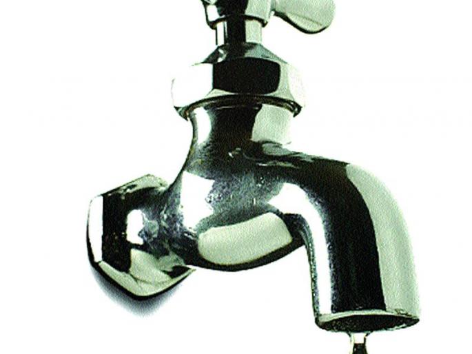 Delay in prevention of water shortage due to official involvement in elections | अधिकारी निवडणुकीत गुंतल्याने पाणीटंचाई निवारणाला विलंब Delay in prevention of water shortage due to official involvement in elections | अधिकारी निवडणुकीत गुंतल्याने पाणीटंचाई निवारणाला विलंब