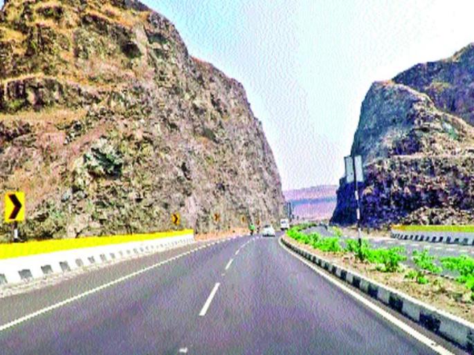 The hindrance to the editing of the seats, the traces of the seven-twelfth generation, the peak of the farmers became frustrated | जागा संपादनाचा अडथळा, सात-बारा उताऱ्यावरील गुंता, बनला शेतकऱ्यांची डोकेदुखी The hindrance to the editing of the seats, the traces of the seven-twelfth generation, the peak of the farmers became frustrated | जागा संपादनाचा अडथळा, सात-बारा उताऱ्यावरील गुंता, बनला शेतकऱ्यांची डोकेदुखी