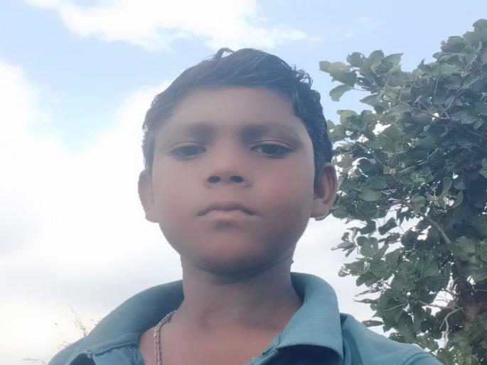 15-year-old grandson dies after being struck by lightning, grandfather seriously injured in jalgaon | हृदयद्रावक! वीज पडून १५ वर्षीय नातवाचा मृत्यू, आजोबा गंभीर जखमी 15-year-old grandson dies after being struck by lightning, grandfather seriously injured in jalgaon | हृदयद्रावक! वीज पडून १५ वर्षीय नातवाचा मृत्यू, आजोबा गंभीर जखमी