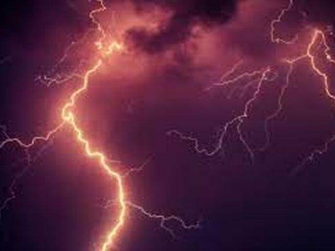 An old man died by lightning in Alegaon | आलेगावात वीज कोसळून वृद्धाचा मृत्यू An old man died by lightning in Alegaon | आलेगावात वीज कोसळून वृद्धाचा मृत्यू