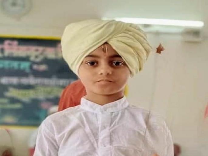 9 year old boy found dead under tractor, unfortunate incident happened while returning after immersion of idol of Devi in Sangli | Sangli: ट्रॅक्टरखाली सापडून ९ वर्षीय मुलाचा मृत्यू, देवीची मूर्ती विसर्जनानंतर परताना घडली दुर्दैवी घटना  9 year old boy found dead under tractor, unfortunate incident happened while returning after immersion of idol of Devi in Sangli | Sangli: ट्रॅक्टरखाली सापडून ९ वर्षीय मुलाचा मृत्यू, देवीची मूर्ती विसर्जनानंतर परताना घडली दुर्दैवी घटना