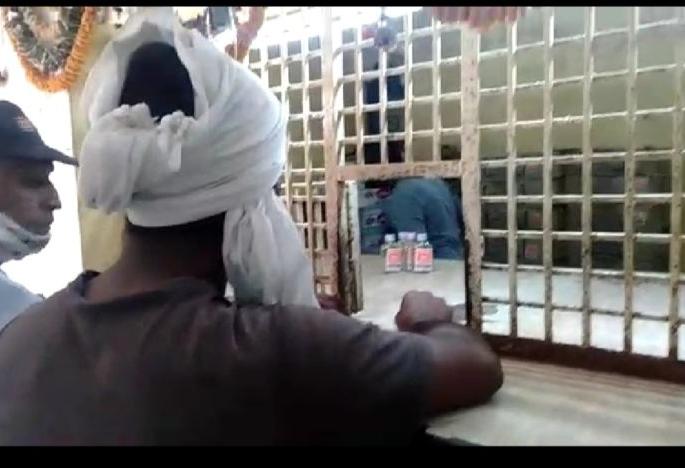 Liquor shops in Wadi, Koradi, Kamathi and Hinganya closed | वाडी, कोराडी, कामठी आणि हिंगण्यातील मद्याची दुकाने बंद