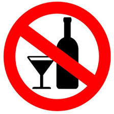 A year after the liquor papers, the proposal fell into the dust | दारूबंदी एका वर्षानंतरही कागदावरच, प्रस्ताव धूळखात पडून A year after the liquor papers, the proposal fell into the dust | दारूबंदी एका वर्षानंतरही कागदावरच, प्रस्ताव धूळखात पडून