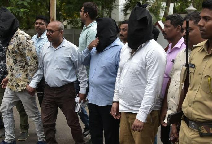 Bobby Maken murder case: Litile gang sent to jail | बॉबी माकन हत्याकांड प्रकरण : लिटील गँगची तुरुंगात रवानगी