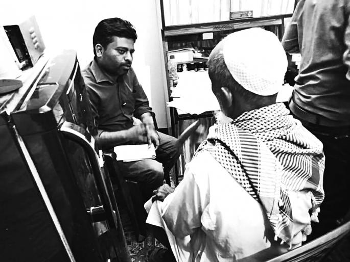 Man first dies from the mind, then actually dies! | माणूस आधी मनातून मरतो, मग प्रत्यक्षात मरतो!