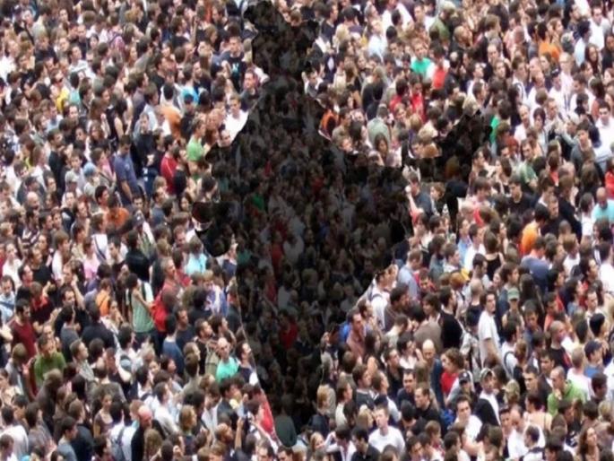 India's population increases by 1.2 percent per annum | भारताच्या लोकसंख्येत प्रतिवर्ष 1.2 टक्क्यांनी वाढ, भविष्यात उभं राहणारं मोठं संकट  India's population increases by 1.2 percent per annum | भारताच्या लोकसंख्येत प्रतिवर्ष 1.2 टक्क्यांनी वाढ, भविष्यात उभं राहणारं मोठं संकट