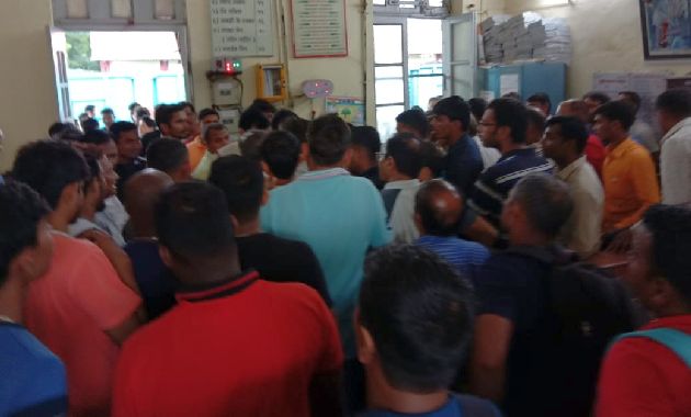 Floods also increase the risk of waterborne diseases | पुरामुळे वाढला जलजन्य आजारांचाही धोका Floods also increase the risk of waterborne diseases | पुरामुळे वाढला जलजन्य आजारांचाही धोका