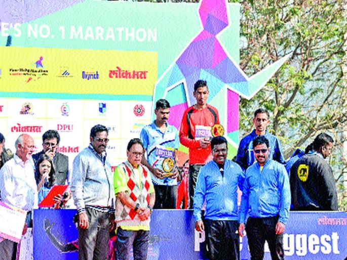 Arjun Pradhan, Chandrakant Manvadkar, Swati Gadhve, Manohar Jade, Meena Desai win the honor | अर्जुन प्रधान, चंद्रकांत मानवडकर, स्वाती गाढवे, मनोहर जेधे, मीना देसाई यांना विजेतेपदाचा मान Arjun Pradhan, Chandrakant Manvadkar, Swati Gadhve, Manohar Jade, Meena Desai win the honor | अर्जुन प्रधान, चंद्रकांत मानवडकर, स्वाती गाढवे, मनोहर जेधे, मीना देसाई यांना विजेतेपदाचा मान