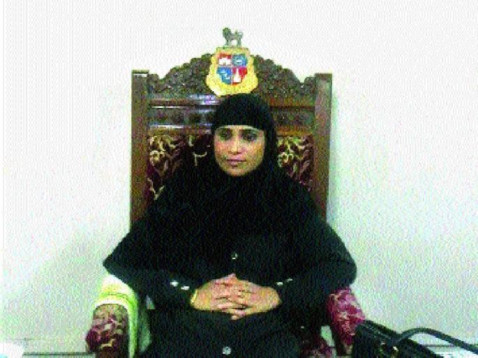 Former corporator Noorjahan Sheikh's suicide, step taken from stress | माजी नगरसेविका नूरजहाँ शेख यांची आत्महत्या, तणावातून उचलले पाऊल Former corporator Noorjahan Sheikh's suicide, step taken from stress | माजी नगरसेविका नूरजहाँ शेख यांची आत्महत्या, तणावातून उचलले पाऊल