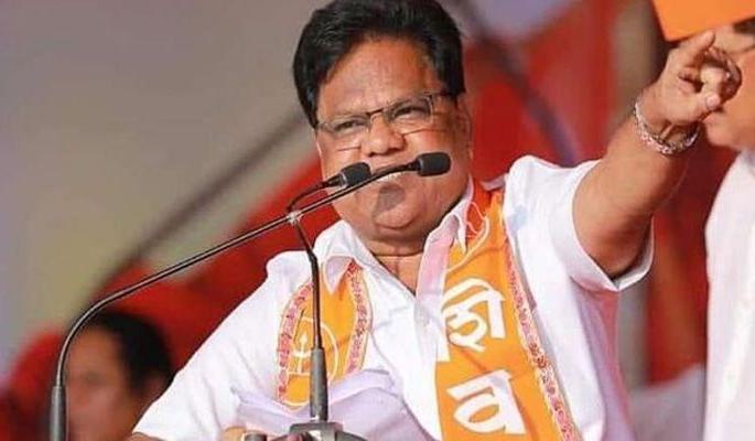 Tanaji Sawant dismisses Sena's sting, supporter; District head in charge of Purushottam Barde | सोलापूरच्या शिवसेनेत भूकंप...ठोंगे-पाटील गेले बरडे आले ! Tanaji Sawant dismisses Sena's sting, supporter; District head in charge of Purushottam Barde | सोलापूरच्या शिवसेनेत भूकंप...ठोंगे-पाटील गेले बरडे आले !