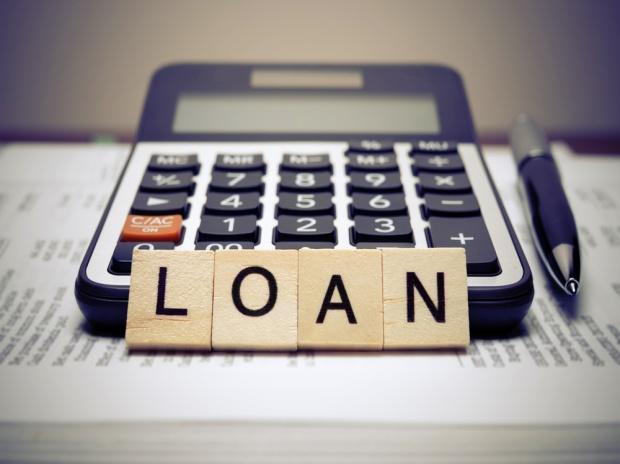 In Diwali government canara bank loan interest rates became expensive EMI will increase | ऐन दिवाळीत 'या' सरकारी बँकेचा ग्राहकांना झटका, कर्जाचे व्याजदर महागले; EMI वाढणार In Diwali government canara bank loan interest rates became expensive EMI will increase | ऐन दिवाळीत 'या' सरकारी बँकेचा ग्राहकांना झटका, कर्जाचे व्याजदर महागले; EMI वाढणार