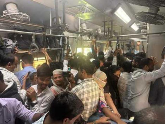pune news passengers plight at Kedgaon railway station Shortage of trains going to Pune, warning of agitation | केडगाव रेल्वे स्टेशनवर प्रवाशांचे हाल;पुण्याकडे जाणाऱ्या गाड्यांची कमतरता, आंदोलनाचा इशारा pune news passengers plight at Kedgaon railway station Shortage of trains going to Pune, warning of agitation | केडगाव रेल्वे स्टेशनवर प्रवाशांचे हाल;पुण्याकडे जाणाऱ्या गाड्यांची कमतरता, आंदोलनाचा इशारा