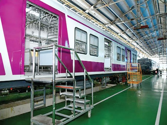 Kalyan-Nashik, Kalyan-Pune local will arrive in February in Carshad | कल्याण-पुणे, कल्याण-नाशिक दोन तासांत, तेही 12 डबा लोकलने! Kalyan-Nashik, Kalyan-Pune local will arrive in February in Carshad | कल्याण-पुणे, कल्याण-नाशिक दोन तासांत, तेही 12 डबा लोकलने!