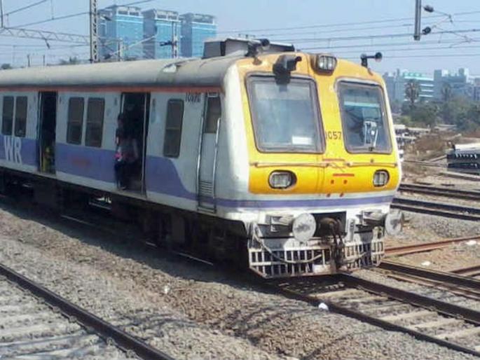 The doctor has broken the broken arms in a railway crash | रेल्वे अपघातात तुटलेला हात पालिका डॉक्टरांनी जोडला