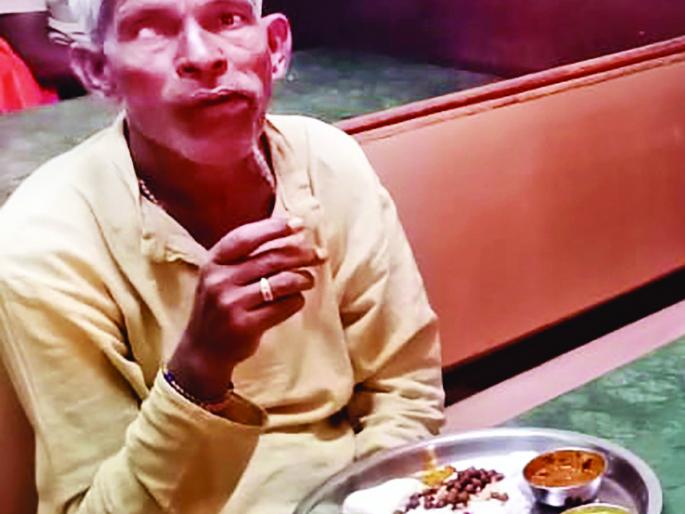 For four days without food, the four made a 100-kilometer run | CoronaVirus Lockdown : तब्बल आठ दिवस अन्नाशिवायच त्या चारजणांनी केली २00 किलोमीटरची पायपीट