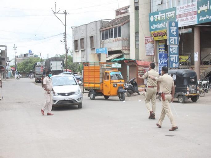 Corona virus: Restrictions in Parbhani from Monday: Shops will remain open till 4; Closed on Saturdays and Sundays | Corona virus : परभणीत सोमवारपासून निर्बंध लागू: दुकाने चारपर्यंतच सुरू राहणार; शनिवार, रविवार बंदच