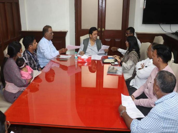 Distribute waste bins to societies in a centralized manner; Letter from the Guardian Minister Mangalprabhat lodha to Iqbal Singh Chahal | सेंट्रलाईज पद्धतीने सोसायट्यांना कचरा पेटीचं वाटप करा; पालकमंत्र्यांचं पत्र Distribute waste bins to societies in a centralized manner; Letter from the Guardian Minister Mangalprabhat lodha to Iqbal Singh Chahal | सेंट्रलाईज पद्धतीने सोसायट्यांना कचरा पेटीचं वाटप करा; पालकमंत्र्यांचं पत्र