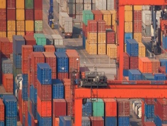 Two 'logistic hubs' to be built in Marathwada; Industry will get a 'boost' with fast freight transport | मराठवाड्यात होणार दोन ‘लाॅजिस्टिक हब’; वेगवान माल वाहतुकीने उद्योगाला मिळेल ‘बूस्ट’ Two 'logistic hubs' to be built in Marathwada; Industry will get a 'boost' with fast freight transport | मराठवाड्यात होणार दोन ‘लाॅजिस्टिक हब’; वेगवान माल वाहतुकीने उद्योगाला मिळेल ‘बूस्ट’