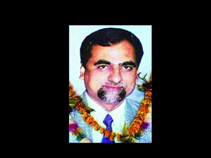 Scroll down for the report of Justice Loyola | न्यायमूर्ती लोयांबाबतच्या अहवालासाठी धावाधाव Scroll down for the report of Justice Loyola | न्यायमूर्ती लोयांबाबतच्या अहवालासाठी धावाधाव