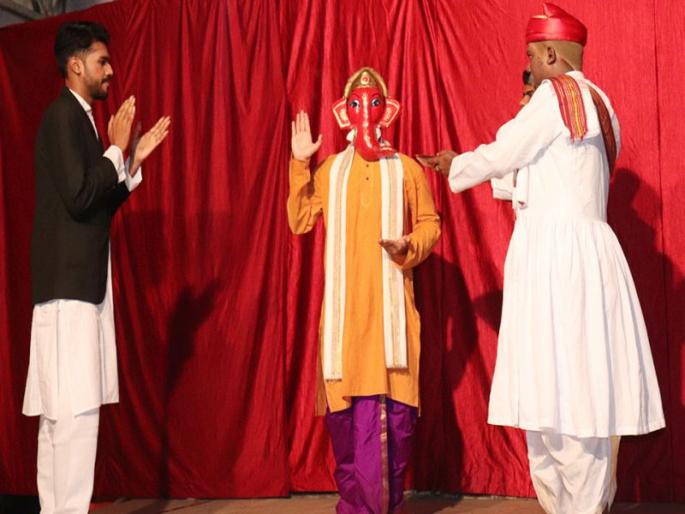  'Bapna of Lokmanya' on Thane | ठाण्यातील अभिनय कट्ट्यावर अवतरले ‘लोकमान्यांचे बाप्पा’