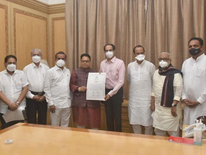 state government congratulations to Lokmat for collecting 60706 bottles of blood pdc | ६०,७०६ बाटल्या रक्त संकलनाबद्दल राज्य शासनाकडून ‘लोकमत’चे अभिनंदन state government congratulations to Lokmat for collecting 60706 bottles of blood pdc | ६०,७०६ बाटल्या रक्त संकलनाबद्दल राज्य शासनाकडून ‘लोकमत’चे अभिनंदन