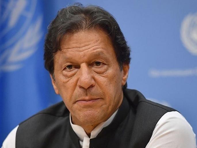 Pakistan government start Beauty Parlor in Parliament | पाकिस्तान सरकराचा अजब निर्णय; संसदेत सुरू होणार ब्युटी पार्लर Pakistan government start Beauty Parlor in Parliament | पाकिस्तान सरकराचा अजब निर्णय; संसदेत सुरू होणार ब्युटी पार्लर