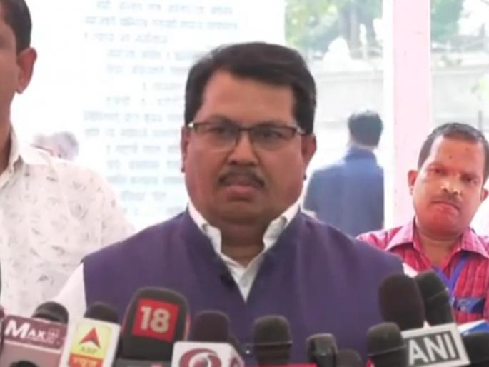 Vijay Vadettiwar criticized BJP over farmer loan waiver | मागच्या सरकारला शेतकरी कर्जमाफीवर बोलण्याचा अधिकार नाही : विजय वडेट्टीवार Vijay Vadettiwar criticized BJP over farmer loan waiver | मागच्या सरकारला शेतकरी कर्जमाफीवर बोलण्याचा अधिकार नाही : विजय वडेट्टीवार