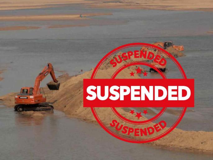 Big blow to sand mafia in Gadchiroli! 'Illegal sand mining and cooperation will not be tolerated'; Talathi suspended | गडचिरोलीत वाळू माफियांना मोठा दणका ! 'अवैध रेती उत्खनन आणि सहकार्याची गय केली जाणार नाही' ; तलाठी निलंबित Big blow to sand mafia in Gadchiroli! 'Illegal sand mining and cooperation will not be tolerated'; Talathi suspended | गडचिरोलीत वाळू माफियांना मोठा दणका ! 'अवैध रेती उत्खनन आणि सहकार्याची गय केली जाणार नाही' ; तलाठी निलंबित