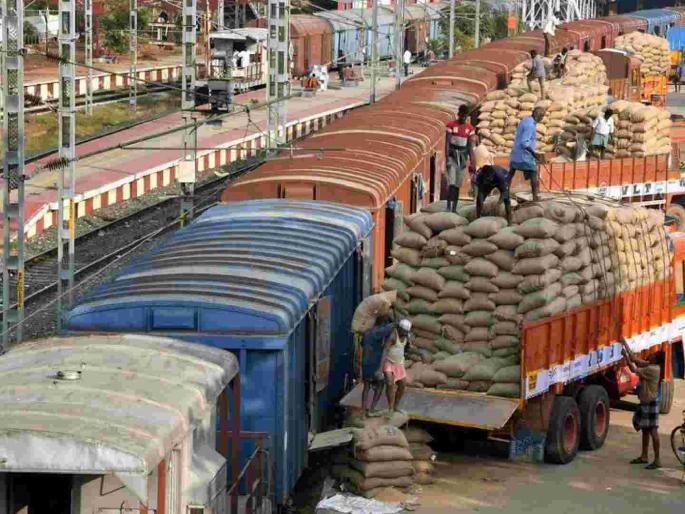 Railways transport 150 million tonnes of goods in 216 days! A record high compared to four years | रेल्वेने २१६ दिवसांत १५० दशलक्ष टन मालाची वाहतूक ! चार वर्षांच्या तुलनेत मोठा विक्रम