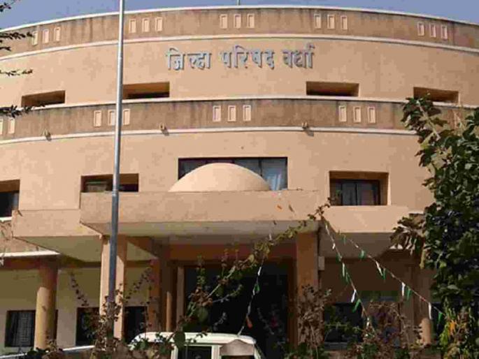 Do you come to the office on time? 10 vehicles with Zilla Parishad | साहेब कार्यालयात वेळेवर येतात का? जिल्हा परिषदेकडे १० वाहने Do you come to the office on time? 10 vehicles with Zilla Parishad | साहेब कार्यालयात वेळेवर येतात का? जिल्हा परिषदेकडे १० वाहने