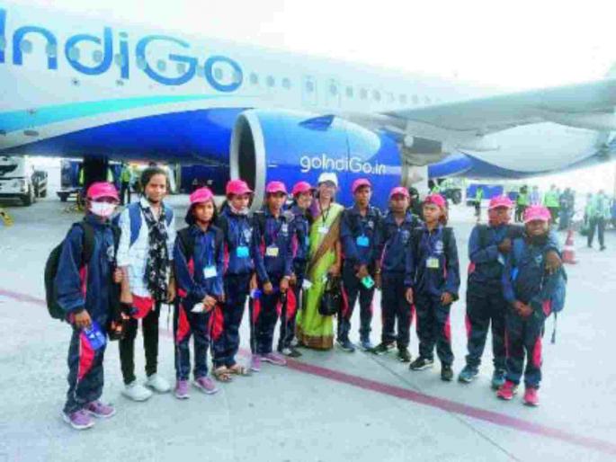 The crowd of students is heavy, this year too the meritorious ones will get flight | विद्यार्थ्यांची गर्दी भारी, यंदाही गुणवंतांना घडणार विमानवारी The crowd of students is heavy, this year too the meritorious ones will get flight | विद्यार्थ्यांची गर्दी भारी, यंदाही गुणवंतांना घडणार विमानवारी