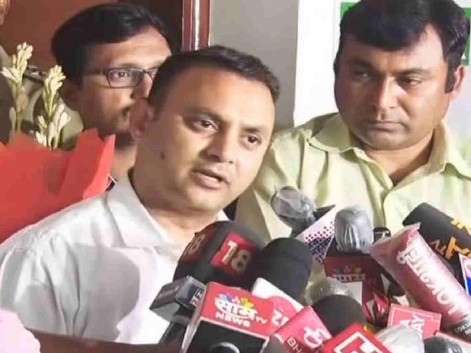 Abhijit Adsul of Mahayuti from Daryapur; Nomination application filed | दर्यापुरातून महायुतीचे अभिजित अडसूळ मैदानात; नामांकन अर्ज दाखल Abhijit Adsul of Mahayuti from Daryapur; Nomination application filed | दर्यापुरातून महायुतीचे अभिजित अडसूळ मैदानात; नामांकन अर्ज दाखल