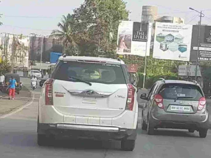 Numberless VIP vehicles ply in Amravati city | अमरावती शहरात फिरताहेत विनाक्रमांकाची व्हीआयपी वाहने Numberless VIP vehicles ply in Amravati city | अमरावती शहरात फिरताहेत विनाक्रमांकाची व्हीआयपी वाहने