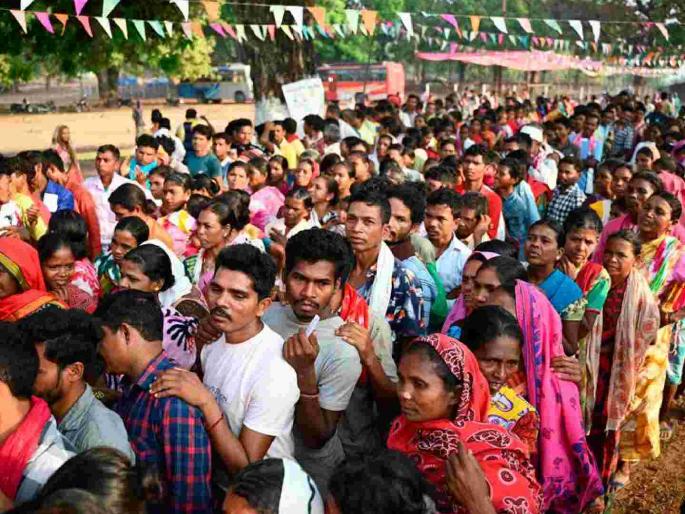 The youth want good education, employment and the elderly want roads, health facilities | तरुणाईला हवे चांगले शिक्षण, रोजगार तर वयोवृद्धांना रस्ते, आरोग्य सुविधा The youth want good education, employment and the elderly want roads, health facilities | तरुणाईला हवे चांगले शिक्षण, रोजगार तर वयोवृद्धांना रस्ते, आरोग्य सुविधा
