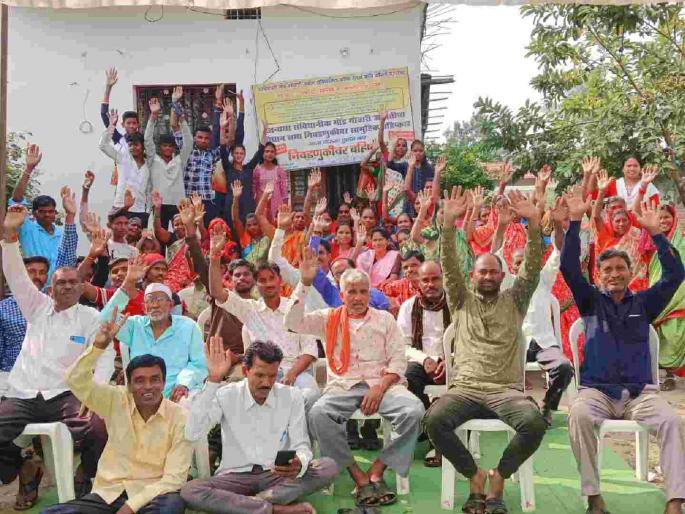 Boycott of Gowari community on voting! Indifference of the government in solving the problems of the society | गोवारी समाजाचा मतदानावर बहिष्कार ! समाजबांधवांच्या समस्या सोडविण्यात शासनाची उदासिनता Boycott of Gowari community on voting! Indifference of the government in solving the problems of the society | गोवारी समाजाचा मतदानावर बहिष्कार ! समाजबांधवांच्या समस्या सोडविण्यात शासनाची उदासिनता