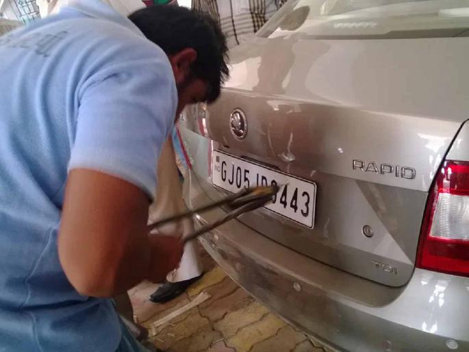 Even old vehicles are now forced to have high security number plates | जुन्या वाहनांनाही आता हाय सिक्युरिटी नंबरप्लेटची सक्ती Even old vehicles are now forced to have high security number plates | जुन्या वाहनांनाही आता हाय सिक्युरिटी नंबरप्लेटची सक्ती