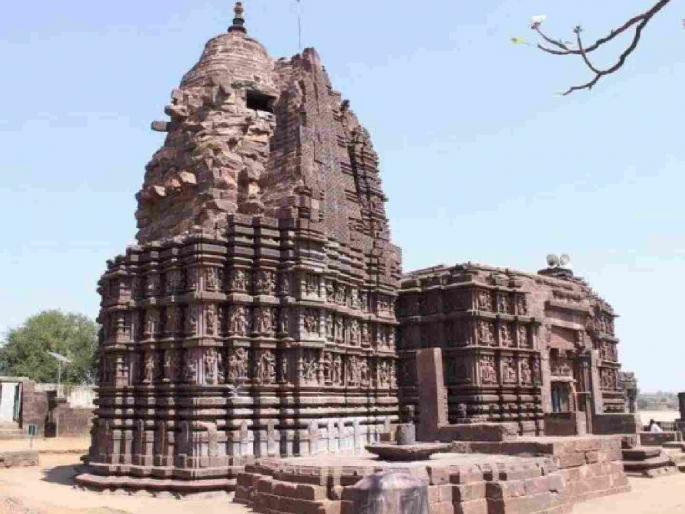 When will the Markandeshwar temple be renovated? Demand to restore the temple to its former glory | मार्कंडेश्वर मंदिराचा जीर्णोद्धार केव्हा होणार? मंदिराला पुन्हा गतवैभव प्राप्त करून देण्याची मागणी When will the Markandeshwar temple be renovated? Demand to restore the temple to its former glory | मार्कंडेश्वर मंदिराचा जीर्णोद्धार केव्हा होणार? मंदिराला पुन्हा गतवैभव प्राप्त करून देण्याची मागणी