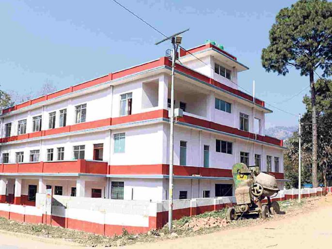 Despite the completion of the construction of the government office, it is awaiting its inauguration. | शासकीय कार्यालयाचे बांधकाम पूर्ण होऊनही त्यांना लोकार्पणाची प्रतीक्षा Despite the completion of the construction of the government office, it is awaiting its inauguration. | शासकीय कार्यालयाचे बांधकाम पूर्ण होऊनही त्यांना लोकार्पणाची प्रतीक्षा