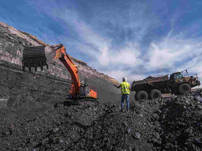 Even though they are given agricultural land for their livelihood, the project-affected families are left without employment! | पोटापाण्याची शेतजमीन दिली तरीही प्रकल्पग्रस्त कुटुंबांचे हात रोजगाराविना ! Even though they are given agricultural land for their livelihood, the project-affected families are left without employment! | पोटापाण्याची शेतजमीन दिली तरीही प्रकल्पग्रस्त कुटुंबांचे हात रोजगाराविना !