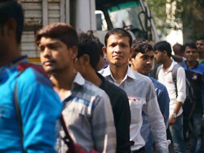 Shopping complex worth 13 crores abandoned! The building was built to provide employment to the youth | १३ कोटींचे शॉपिंग कॉम्प्लेक्स बेवारस ! युवकांना रोजगार देण्यासाठी इमारत केली होती तयार Shopping complex worth 13 crores abandoned! The building was built to provide employment to the youth | १३ कोटींचे शॉपिंग कॉम्प्लेक्स बेवारस ! युवकांना रोजगार देण्यासाठी इमारत केली होती तयार