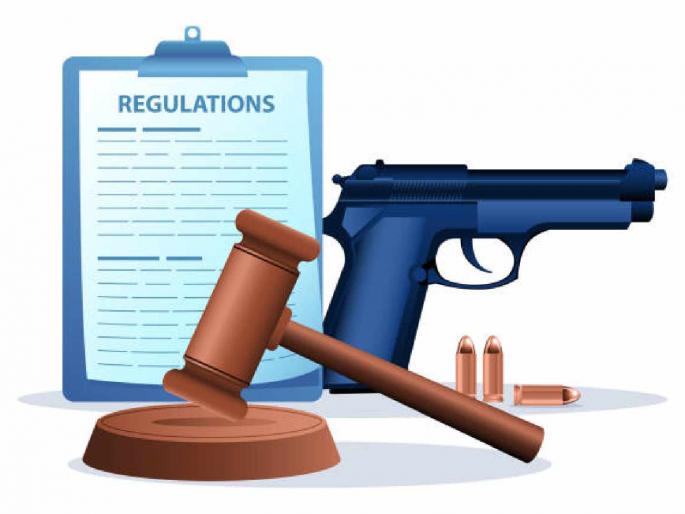 Police verify gun license holders! Licenses cancelled | बंदूक परवाना असणाऱ्यांची पोलिसांकडून पडताळणी! परवाने रद्द करण्यात आले Police verify gun license holders! Licenses cancelled | बंदूक परवाना असणाऱ्यांची पोलिसांकडून पडताळणी! परवाने रद्द करण्यात आले