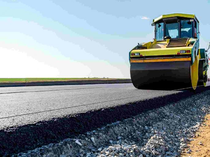 Fund of Rs 500 crore approved for roads in Gadchiroli district | गडचिरोली जिल्ह्यातील रस्त्यांसाठी ५०० कोटींचा निधी मंजूर