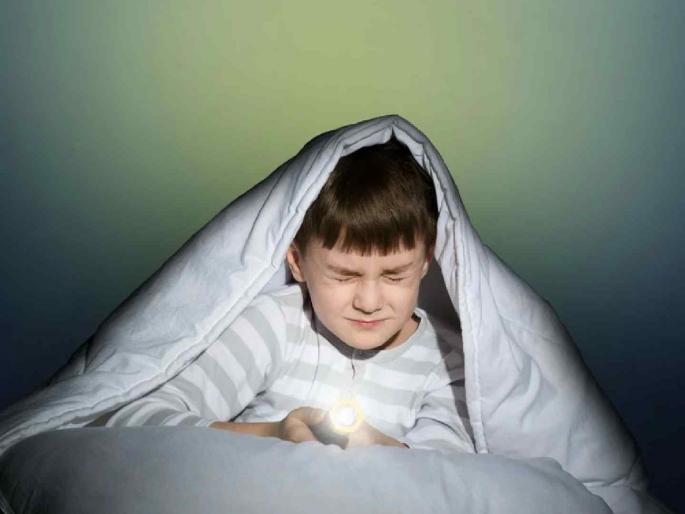 Why are children afraid of the dark? Parents, keep this in mind before telling stories to your children | मुले अंधाराला का भितात? पालकांनो, मुलांना कहाण्या सांगण्याआधी लक्षात घ्या