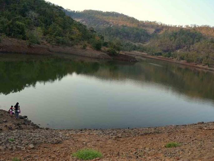 Builder lobby's plan to swallow a forty-acre Gopala lake | चाळीस एकराचा गोपाळा तलाव गिळंकृत करण्याचा 'बिल्डर लॉबी'चा डाव Builder lobby's plan to swallow a forty-acre Gopala lake | चाळीस एकराचा गोपाळा तलाव गिळंकृत करण्याचा 'बिल्डर लॉबी'चा डाव