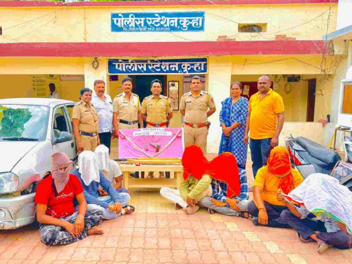 Pistols, swords, rods seized from Koundanyapur; Seven accused arrested | कौंडण्यपूर येथून पिस्टल, तलवारी, रॉड जप्त; सात आरोपींना अटक