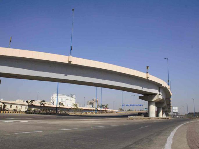 The design of the flyover near Liberty Talkies will be changed, Rs 40 crore has been approved. | लिबर्टीज टॉकीजजवळ उड्डाणपुलाचे डिझाइन बदलणार, ४० कोटी झाले मंजूर The design of the flyover near Liberty Talkies will be changed, Rs 40 crore has been approved. | लिबर्टीज टॉकीजजवळ उड्डाणपुलाचे डिझाइन बदलणार, ४० कोटी झाले मंजूर